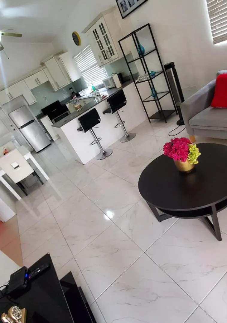 Finest Accommodation Caymanas House # 16 Ellis Caymanas Holiday home